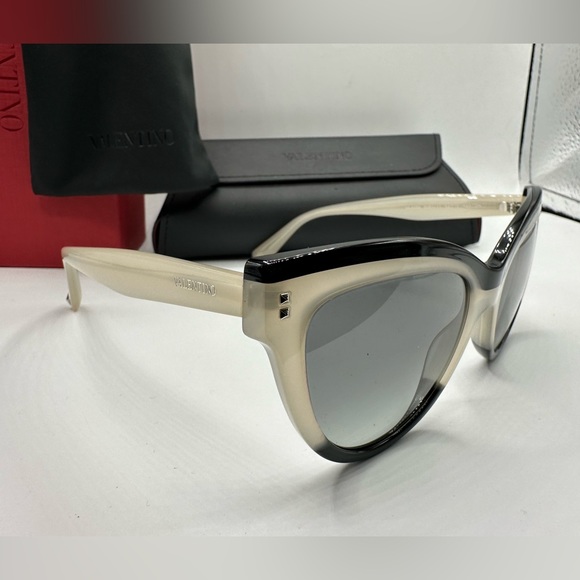 Valentino VA034 5091/11 Size 54-18-140 made in Italy 🇮🇹‼️ - Picture 4 of 16